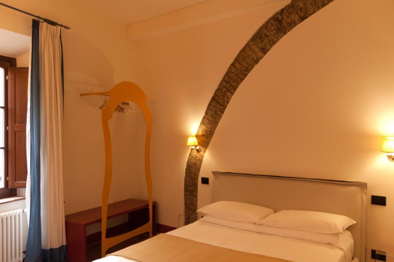 Palazzo Benucci Bed & Breakfast Сан Джиминяно Екстериор снимка